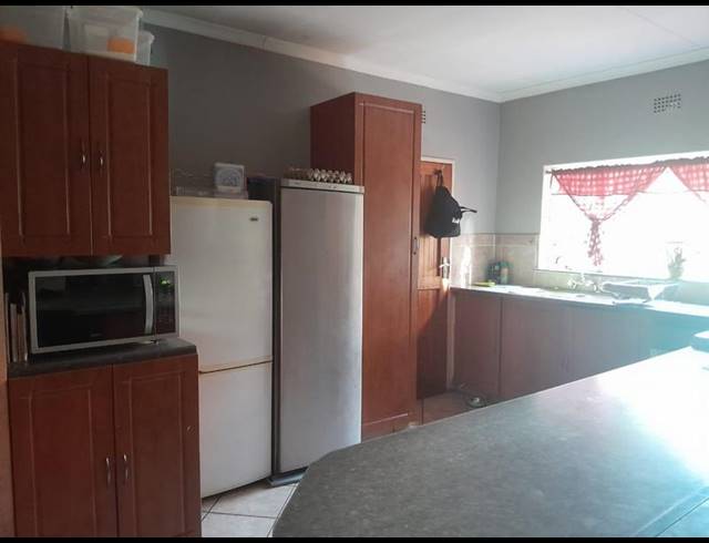 3 BEDROOM PROPERTY TO RENT IN MOKOPANE CENTRAL